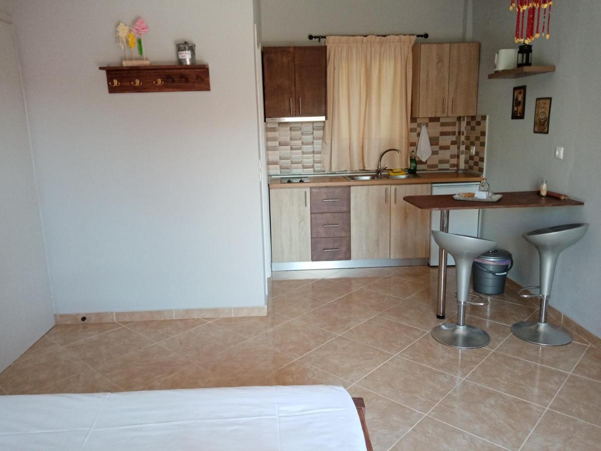 Maria Corfu Apartments เมซอนกิ ภายนอก รูปภาพ