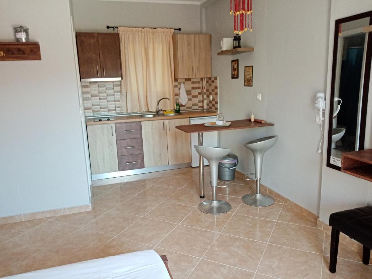Maria Corfu Apartments เมซอนกิ ภายนอก รูปภาพ