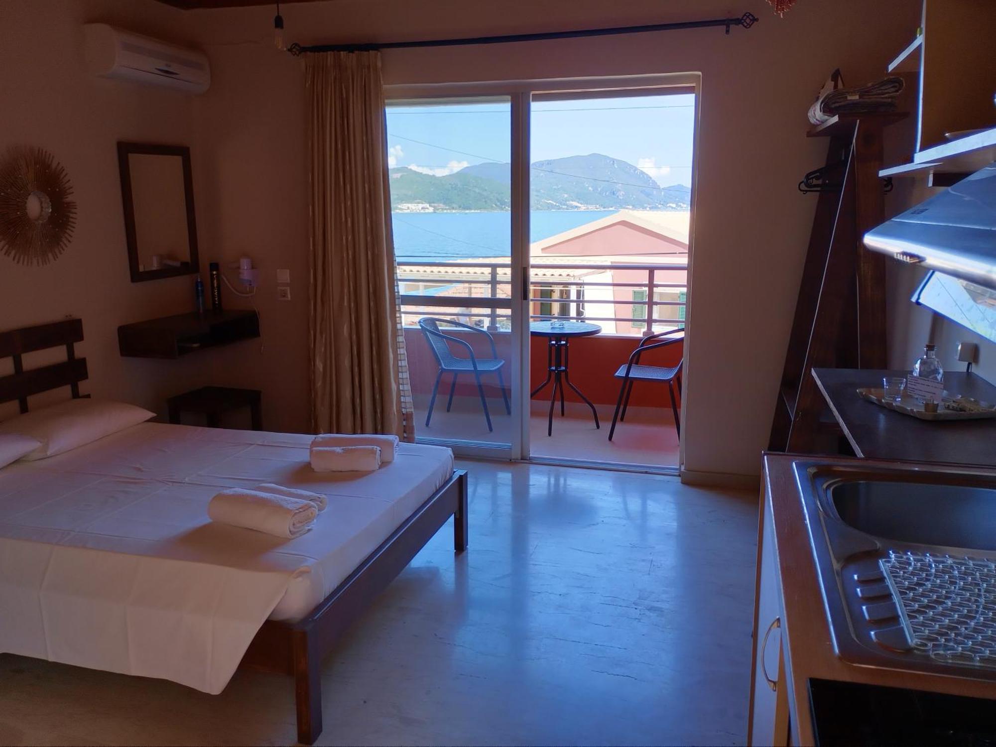 Maria Corfu Apartments เมซอนกิ ภายนอก รูปภาพ