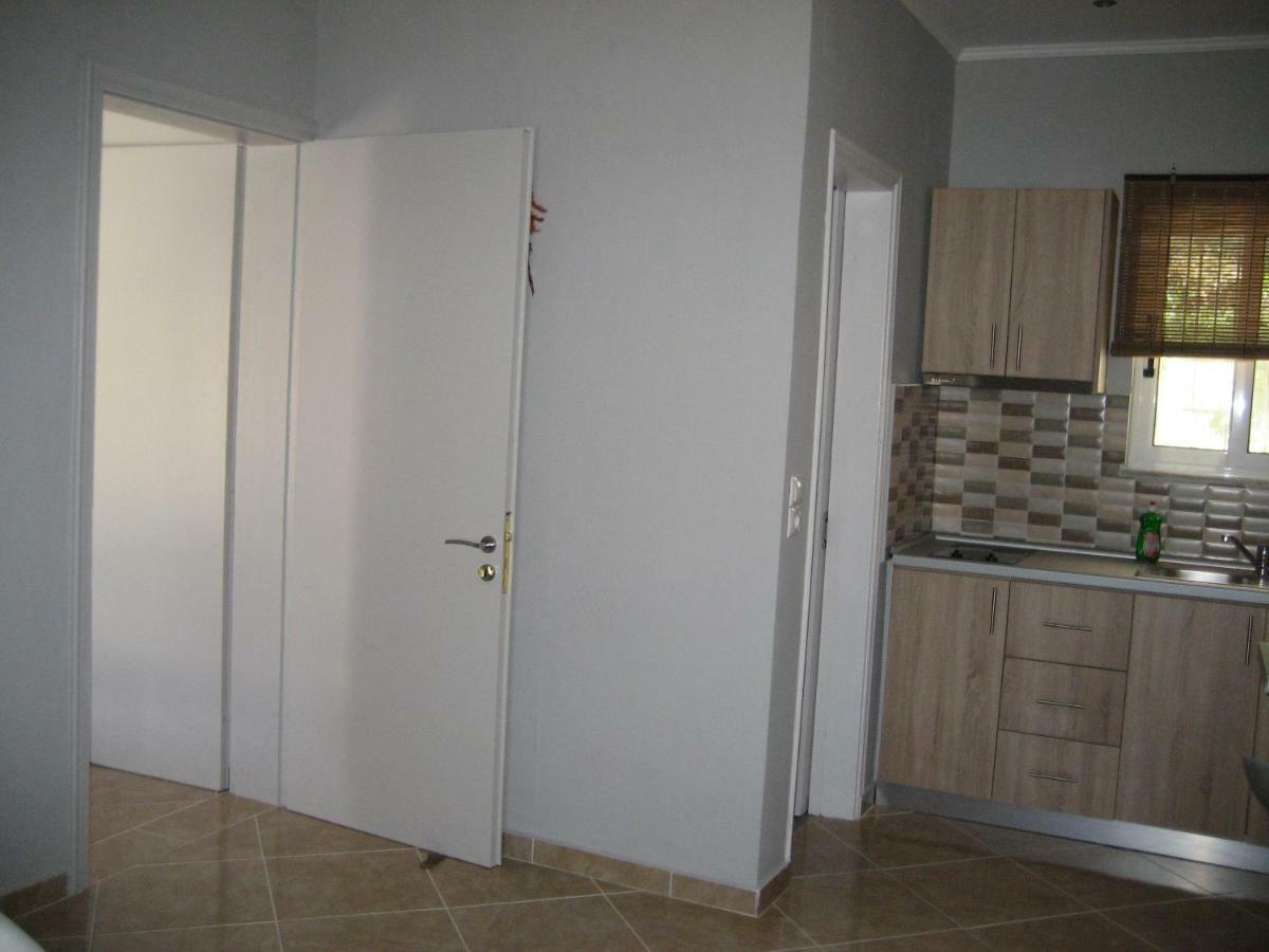 Maria Corfu Apartments เมซอนกิ ภายนอก รูปภาพ